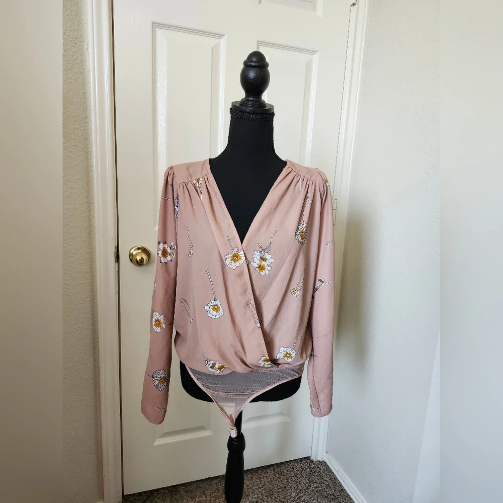 Astr Blush Floral Wrap Bodysuit Long Sleeve S